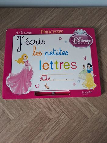 J'écris les petites lettres Disney