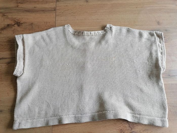 Crop top fait main (120cm tour de buste) - photo numéro 2