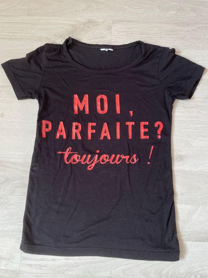 T-shirt noir manches courtes fille 5 ans