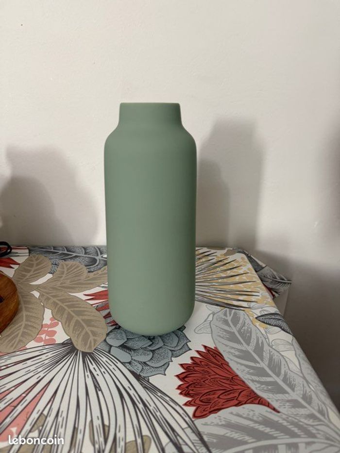 Vase en gré vert - photo numéro 4