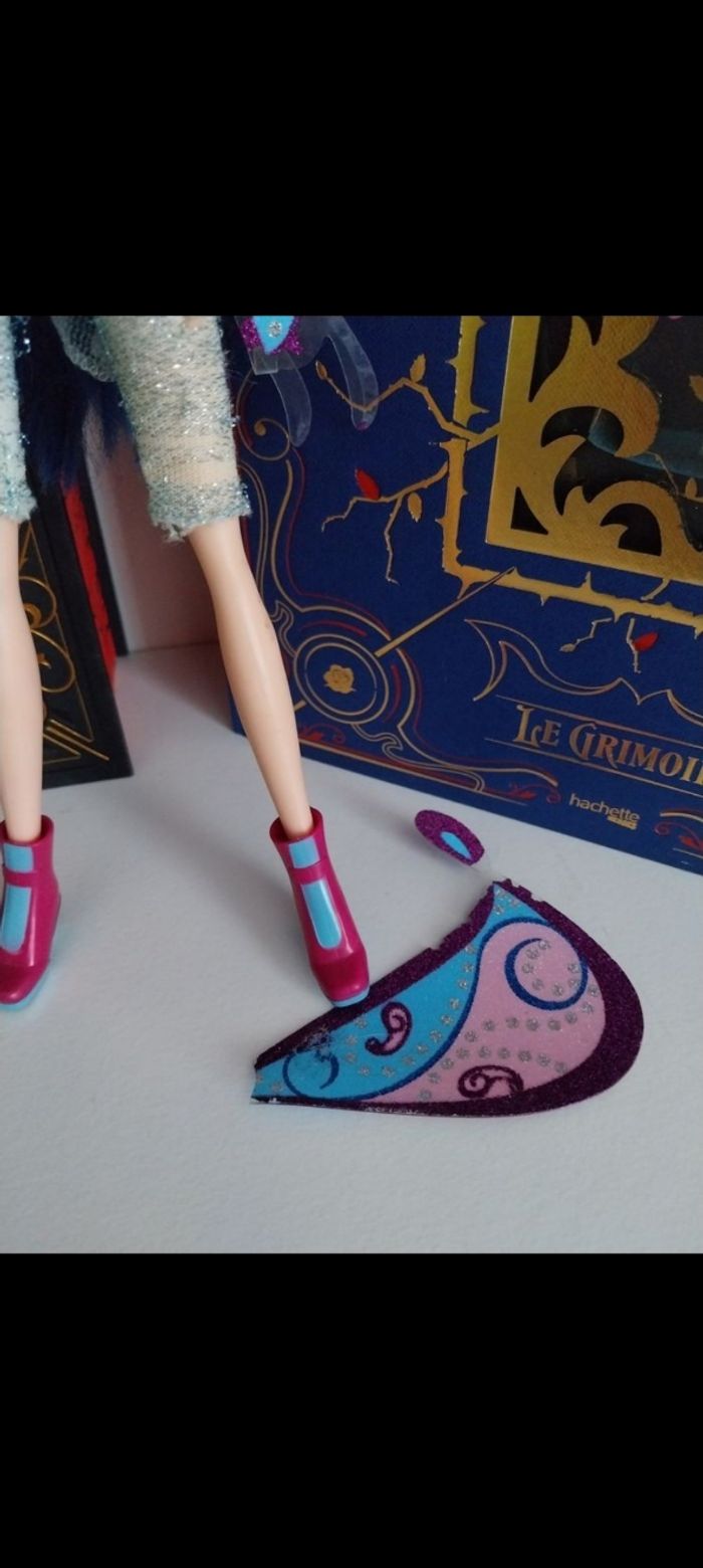 Poupée Musa Believix Winx Club Witty Toys saison 4 Fairy of Music - photo numéro 4