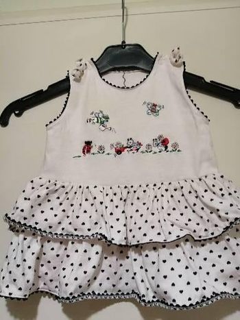 Robe d'été blanche et noir. Taille 3 mois.