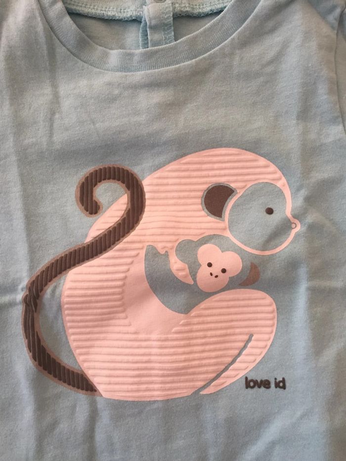 6 mois 2 t shirts - photo numéro 7