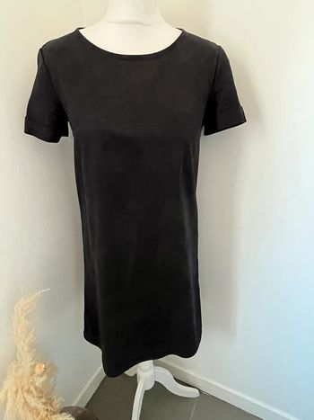 Robe daim noire étam M comme neuve