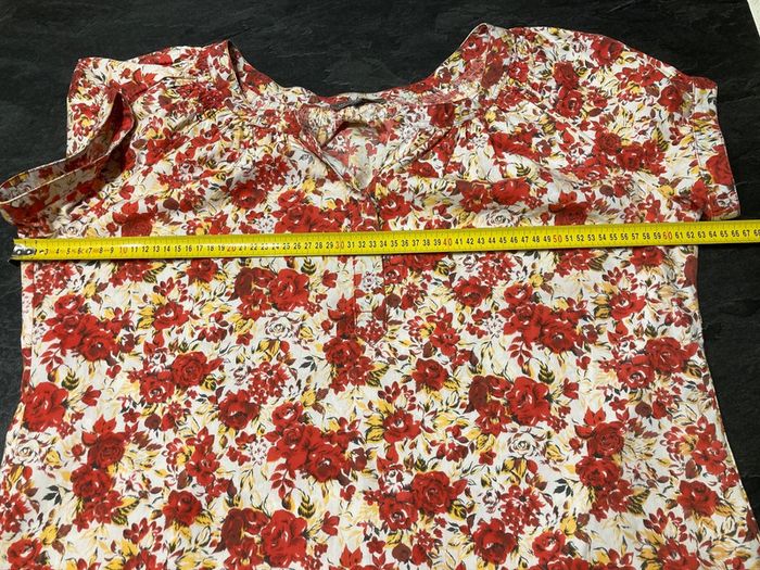 Tunique, blouse fleurie taille 5 - photo numéro 12