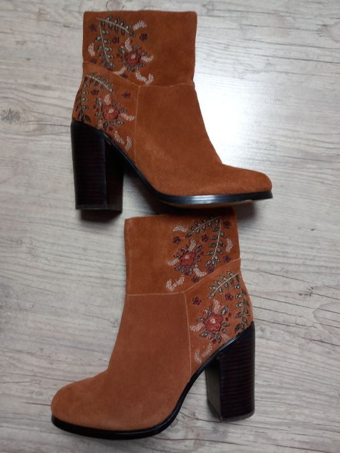 Bottines brodées Eram Taille 40