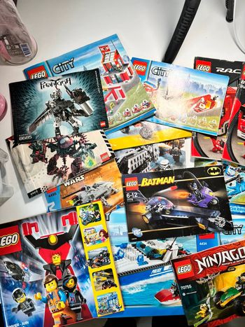Lot de livret livres notice montage lego star Wars city etc