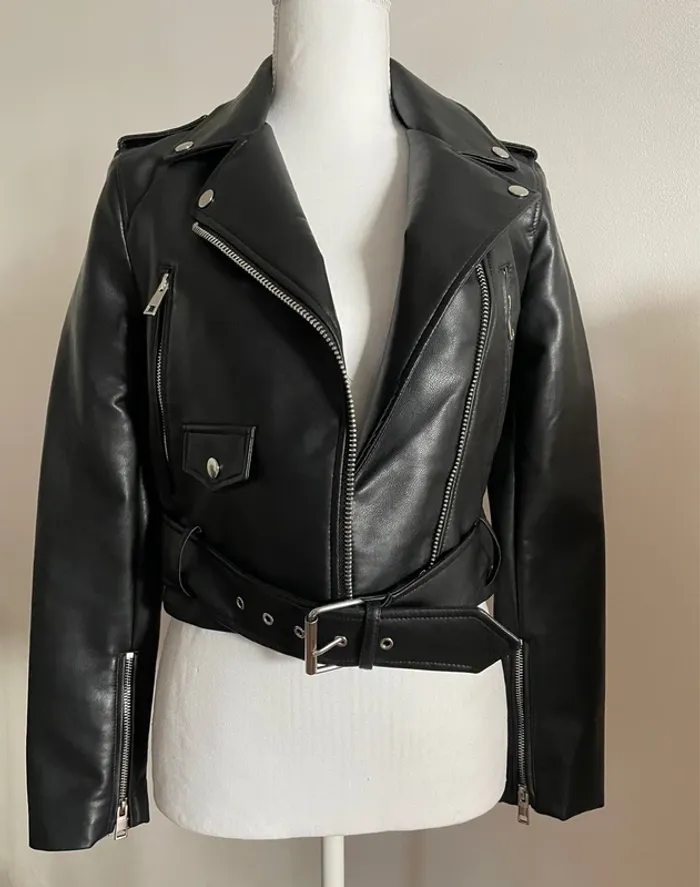 Veste Perfecto ZARA en similicuir ceinturée taille XS - photo numéro 2