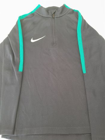 Haut de survêtements