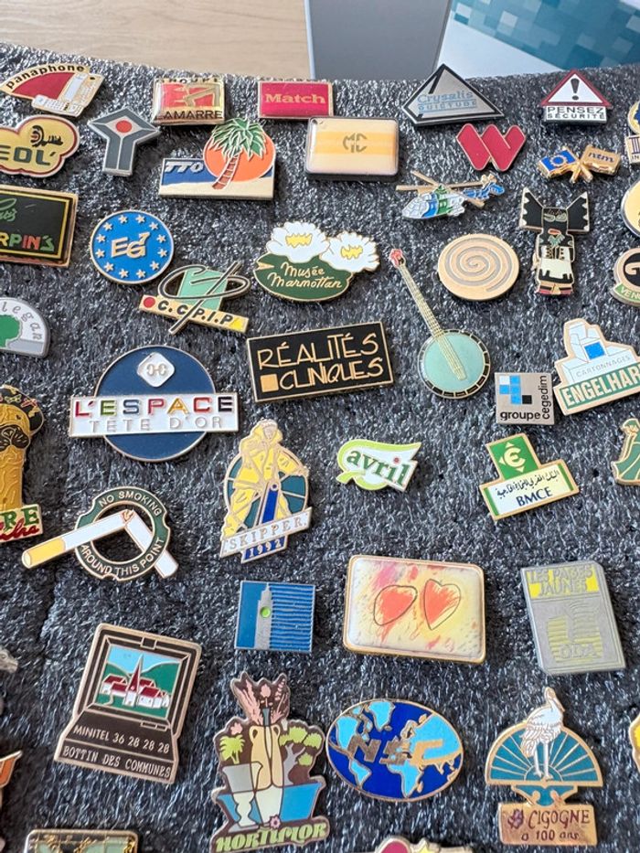 Lot 80 pin’s - photo numéro 8