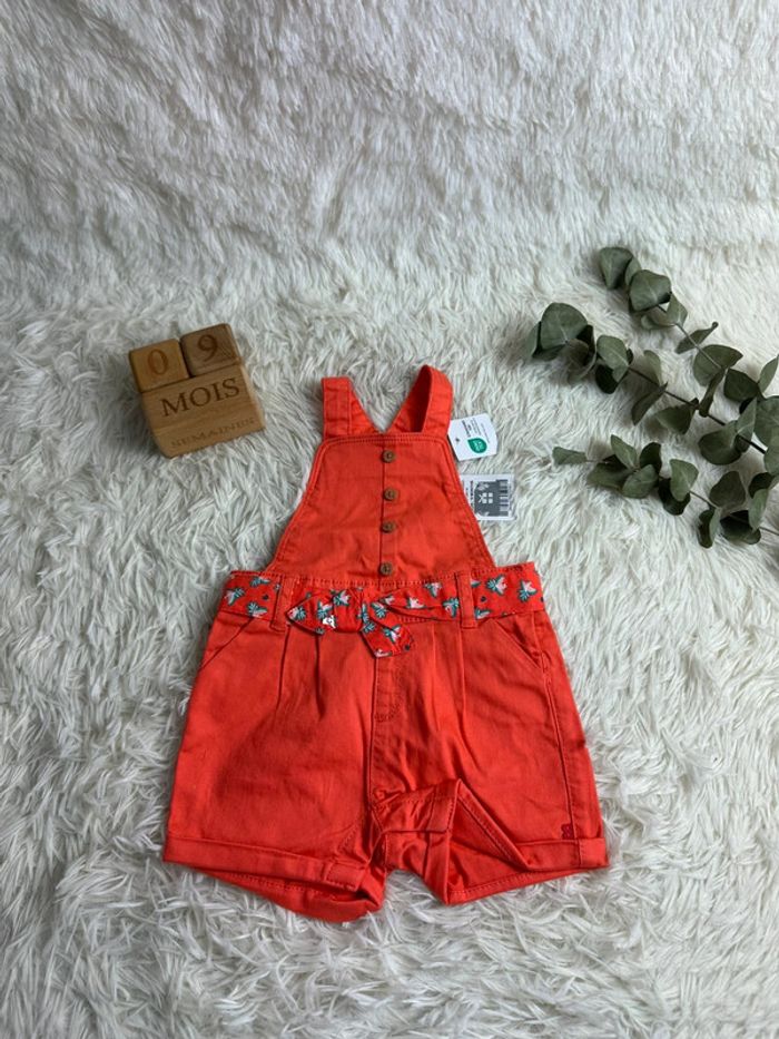 Salopette courte corail Obaibi taille 9 mois