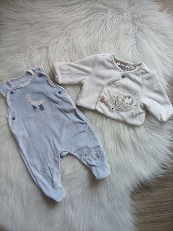 Ensemble bébé pour 1 mois
