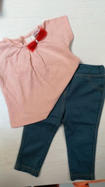 Ensemble t-shirt et jeans