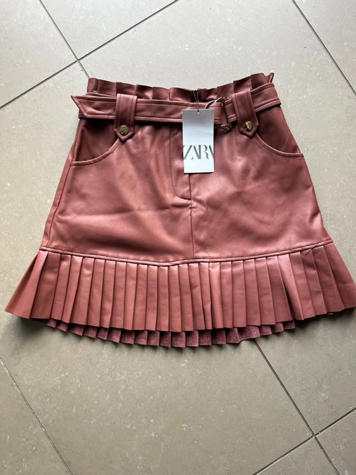 Jupe en simili cuir cognac Zara M neuve