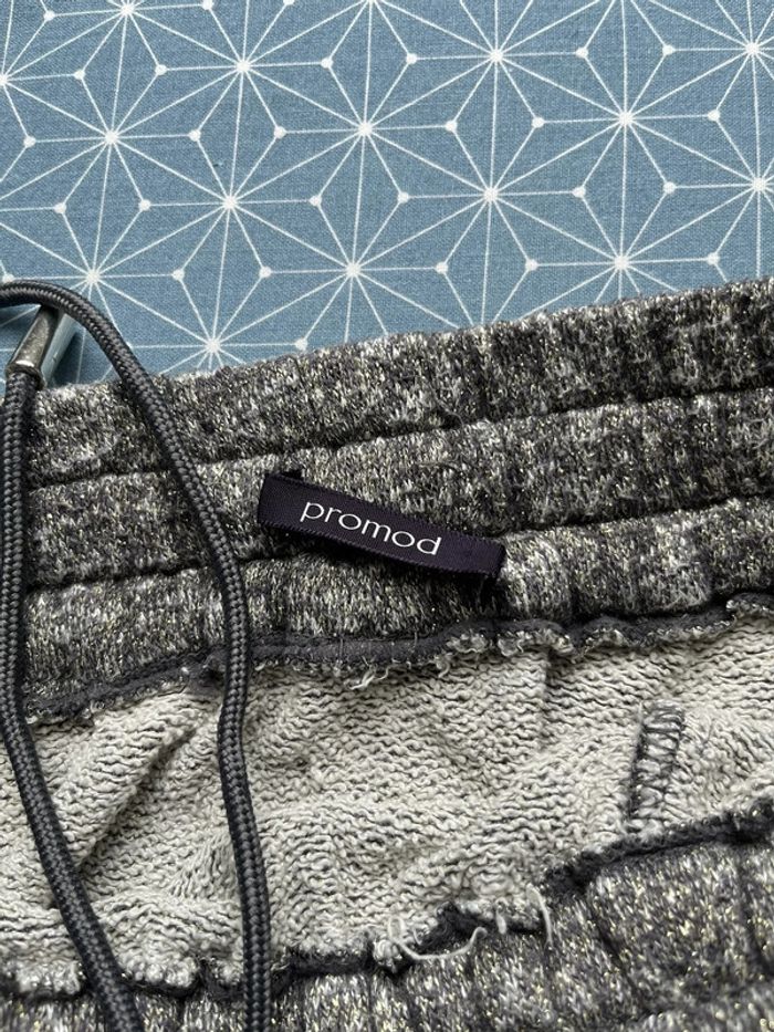 Jupe short femme Promod couleur gris très bon état - photo numéro 3