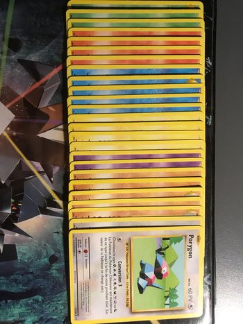 Lot de 25 cartes Pokémon XY évolutions.