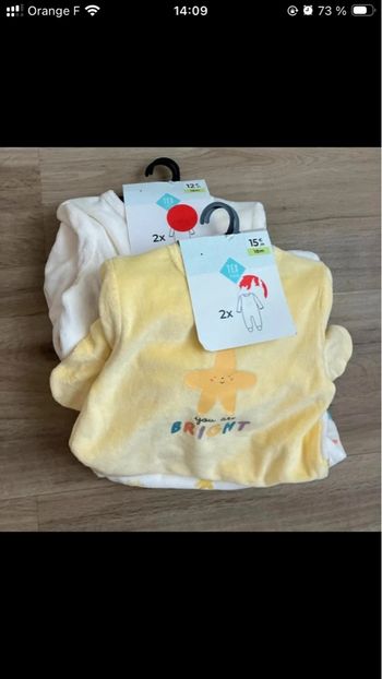 Lot pyjamas neufs 18 mois 