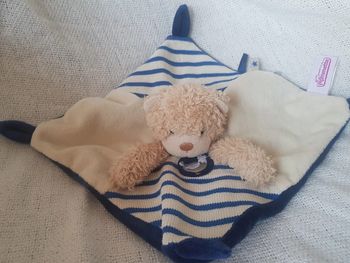 Doudou plat  ourson Pommette