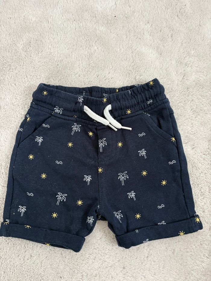 Short bébé - photo numéro 1