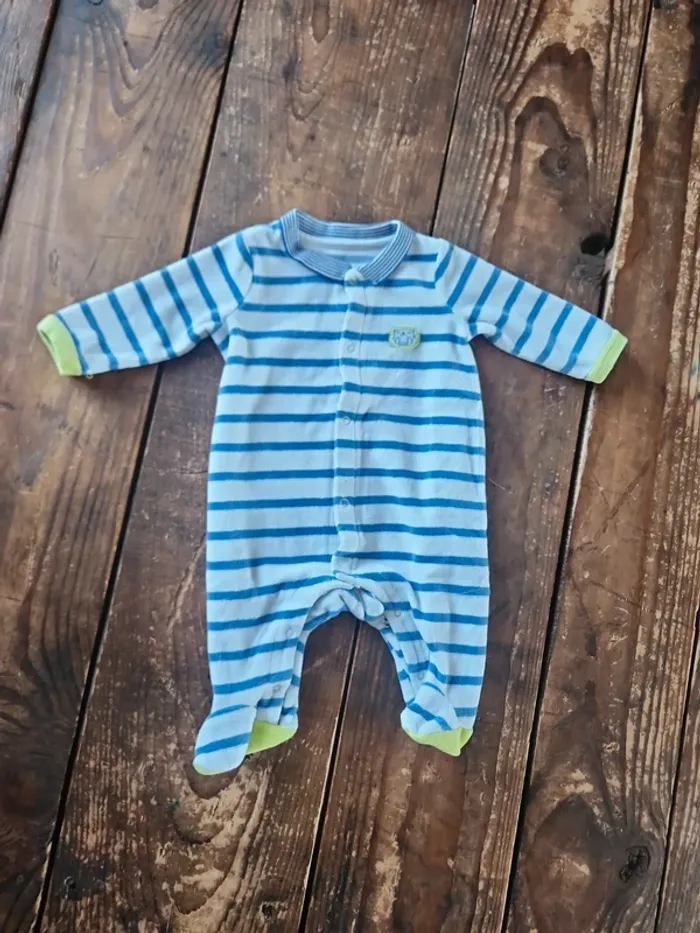 Lot pyjamas 1 mois - photo numéro 2