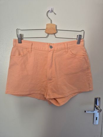 Magnifique short taille haute t 38