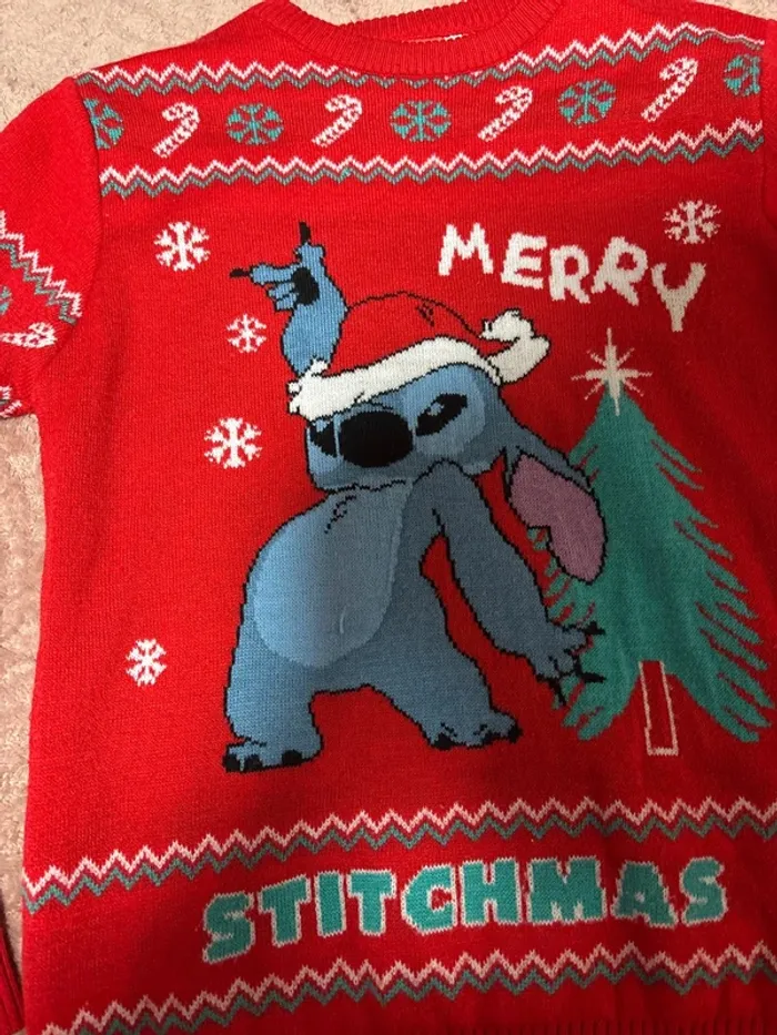 Pull Stitch Disney Noël - photo numéro 2