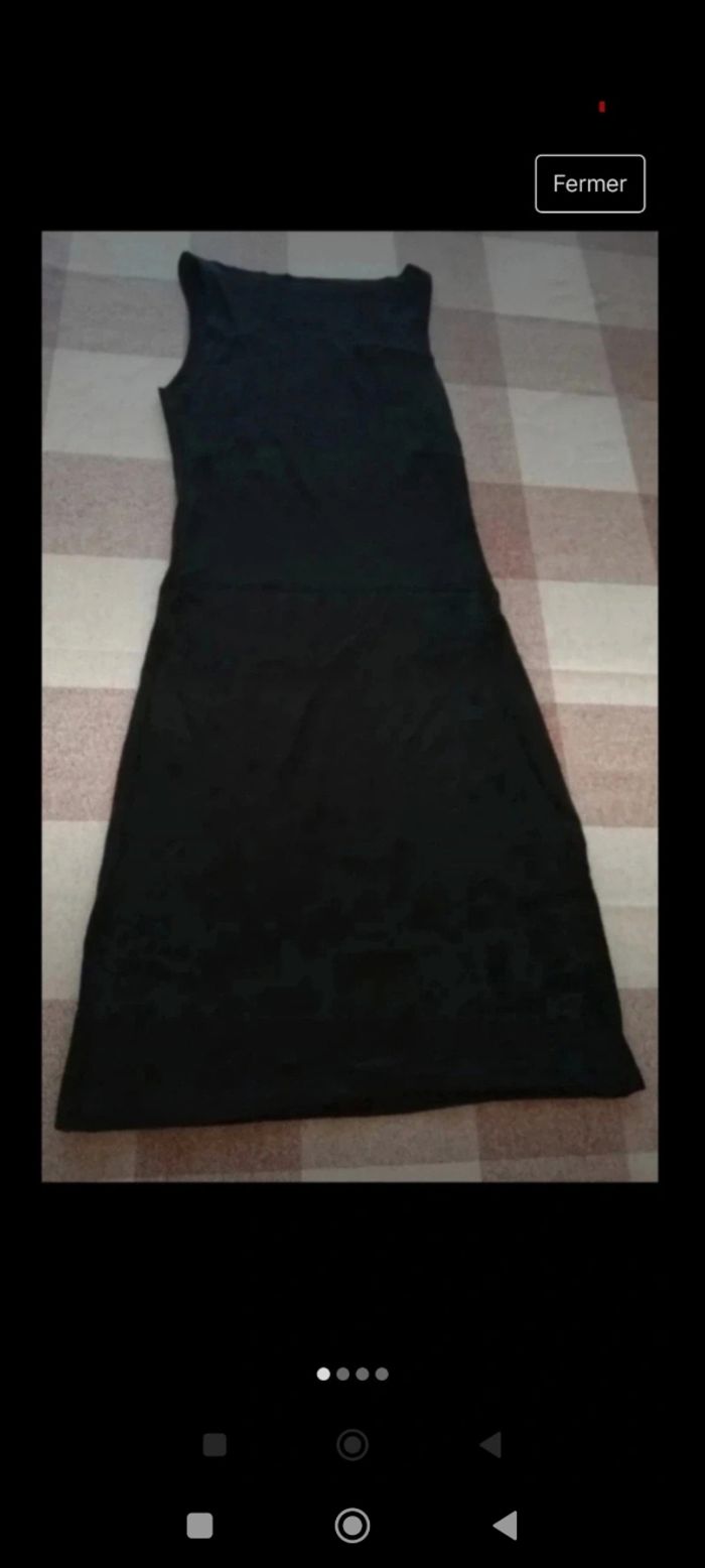 Robe noire sans manche col bateau C&A taille 36 neuve 10€