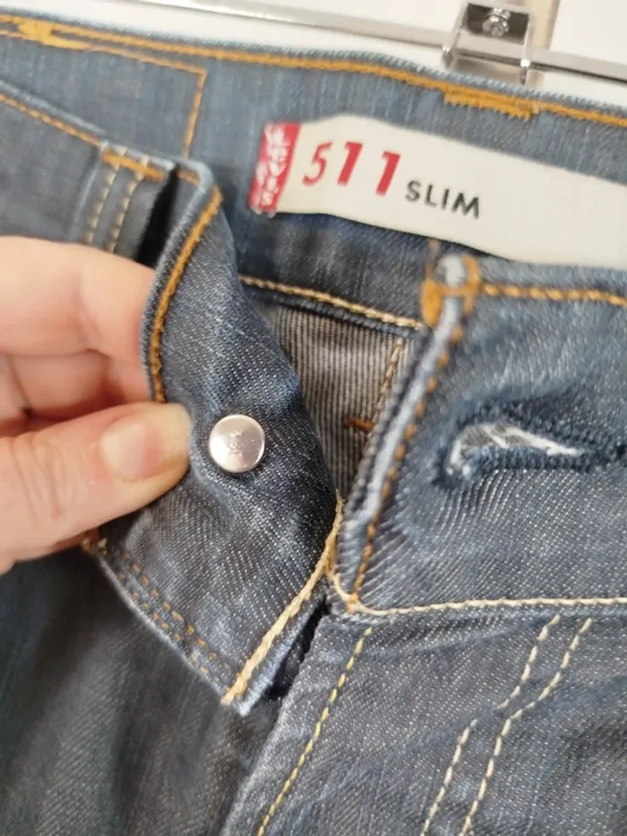 Jean Levi’s 511 Slim - Taille W30 L32/ 38FR - Coupe ajustée moderne A605 - photo numéro 4