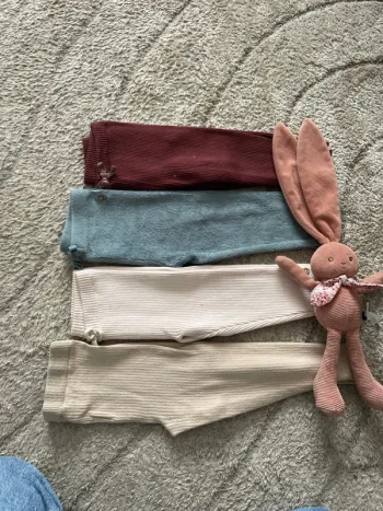 Lot leggings côtelés 18 mois