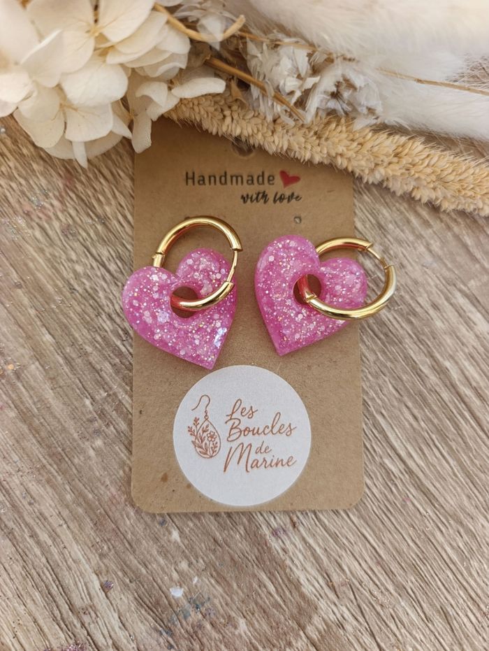 Boucles d'oreilles en résine