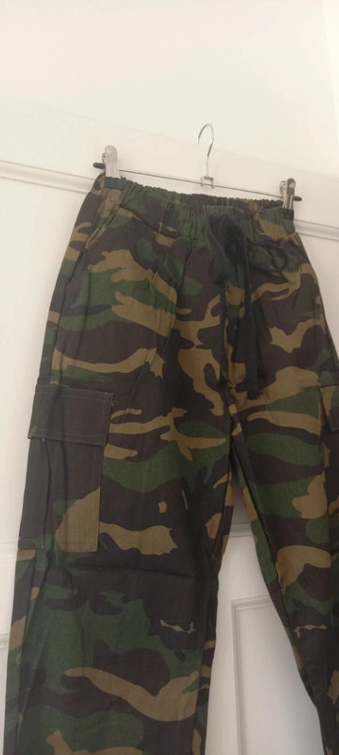 Pantalon cargo militaire kaki, noir, brun shein 38 - photo numéro 3