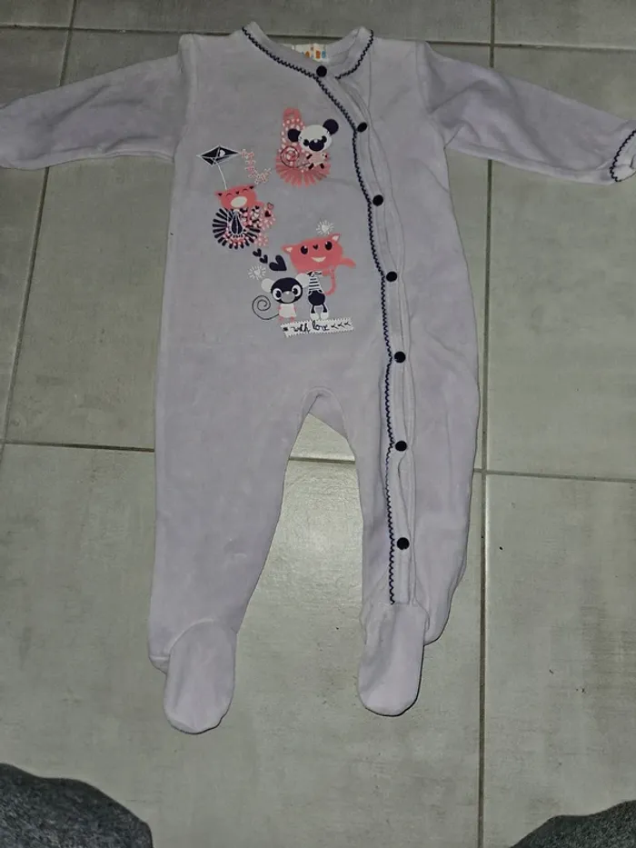 Pyjamas 9 mois - photo numéro 8