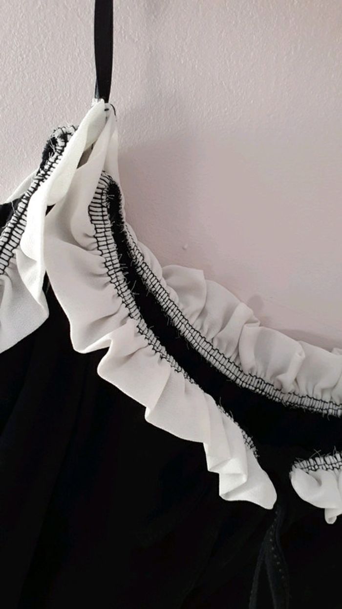 Top épaule découverte 🌹🌹 - photo numéro 7