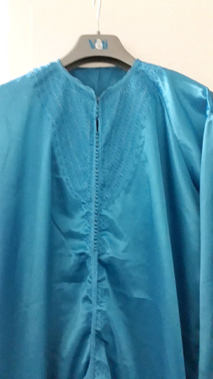 Kaftan en soie + turban XXL - photo numéro 2