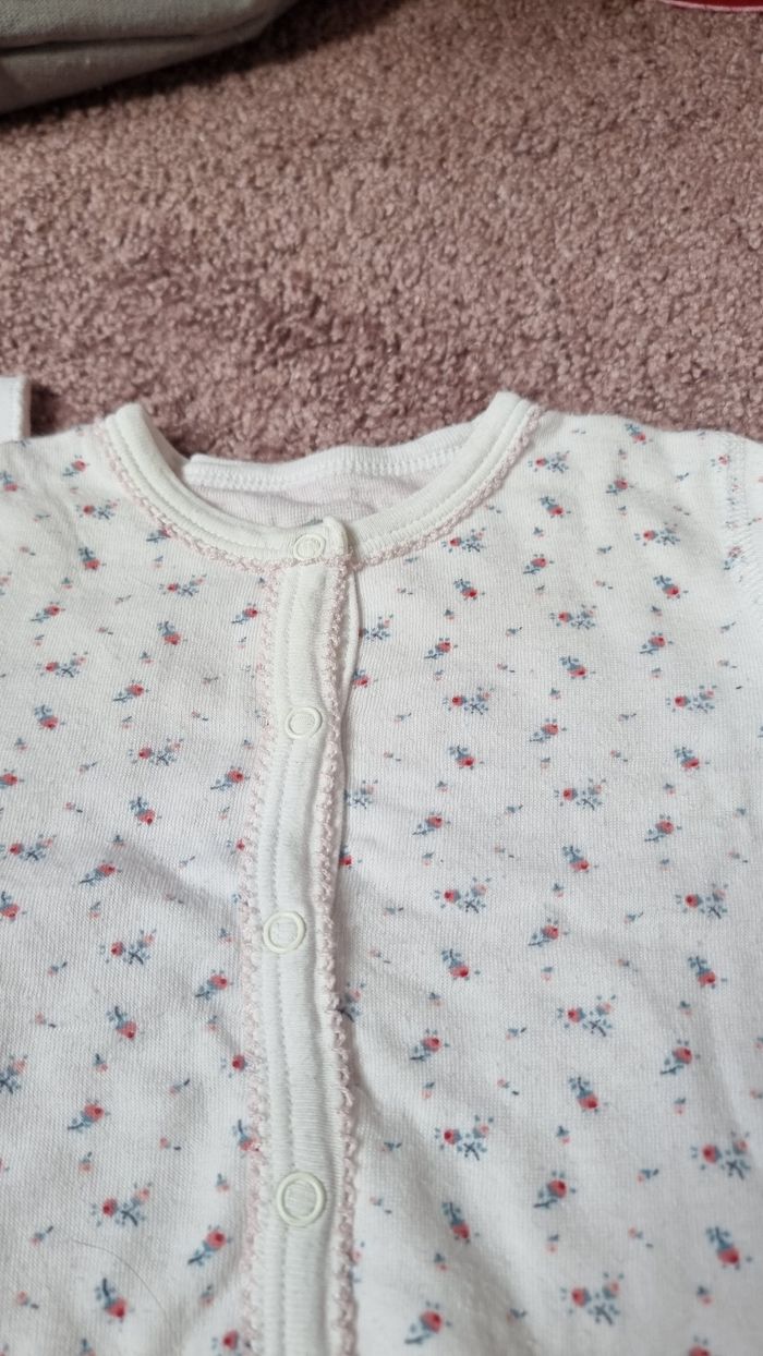 Lot Petit Bateau 3 mois - photo numéro 3