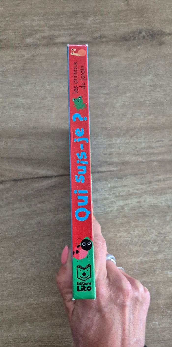 Livre cache-cache : Qui suis-je ? - photo numéro 10