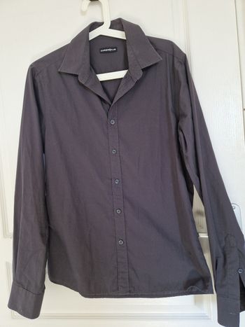 Chemise noire cintrée taille 39 40 homme