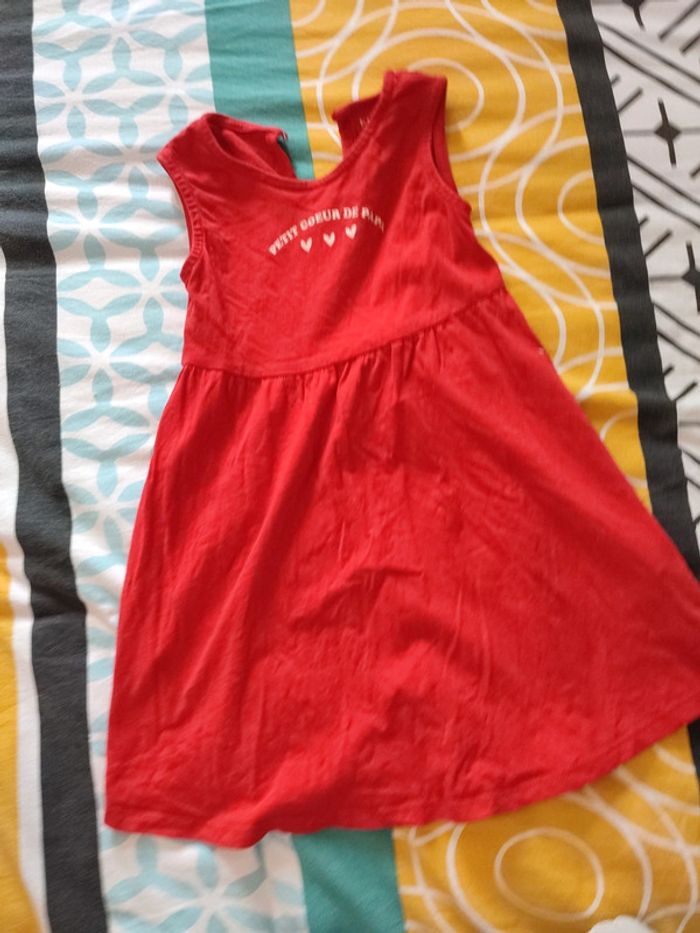 Robe rouge petit cœur de papa - photo numéro 2