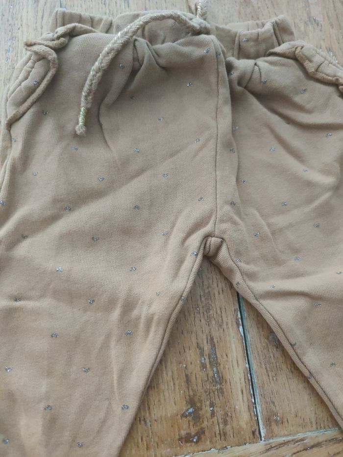 Lot de 2 pantalons 6 mois - photo numéro 3