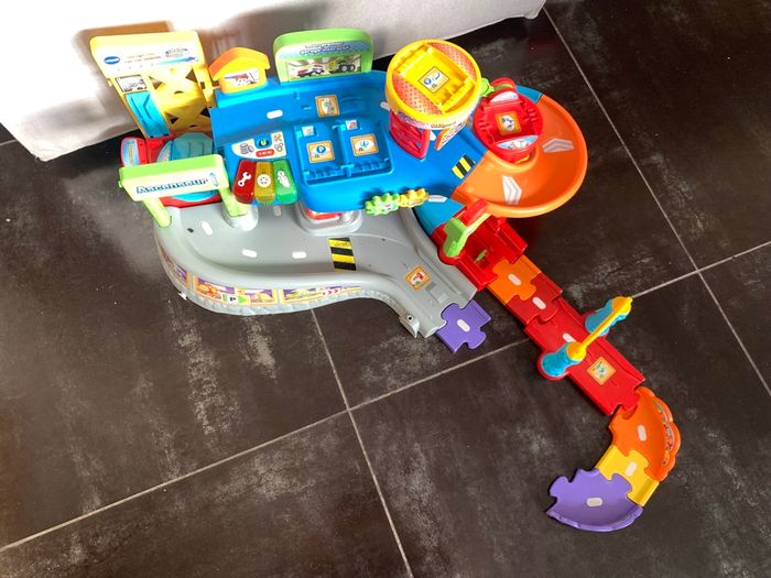 Garage tut tut bolide