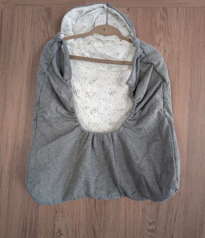 Couverture porte-bébé neuve - photo numéro 4