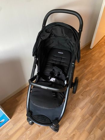 poussette Eezefold graco noir midnight