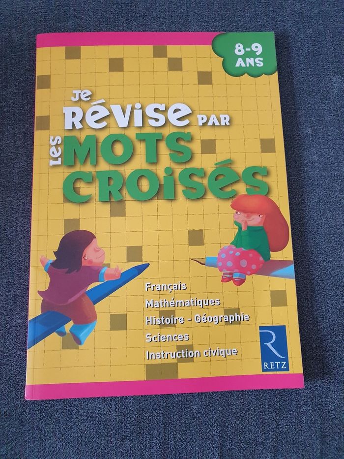 Livre Je révise par les mots croisés