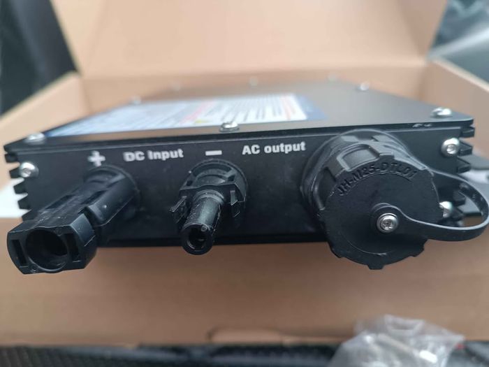 [NEUF] Micro-onduleur solaire GTB-600 - photo numéro 3