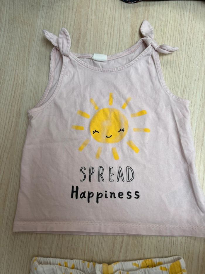 Pyjama short H&M taille 98cm - photo numéro 2