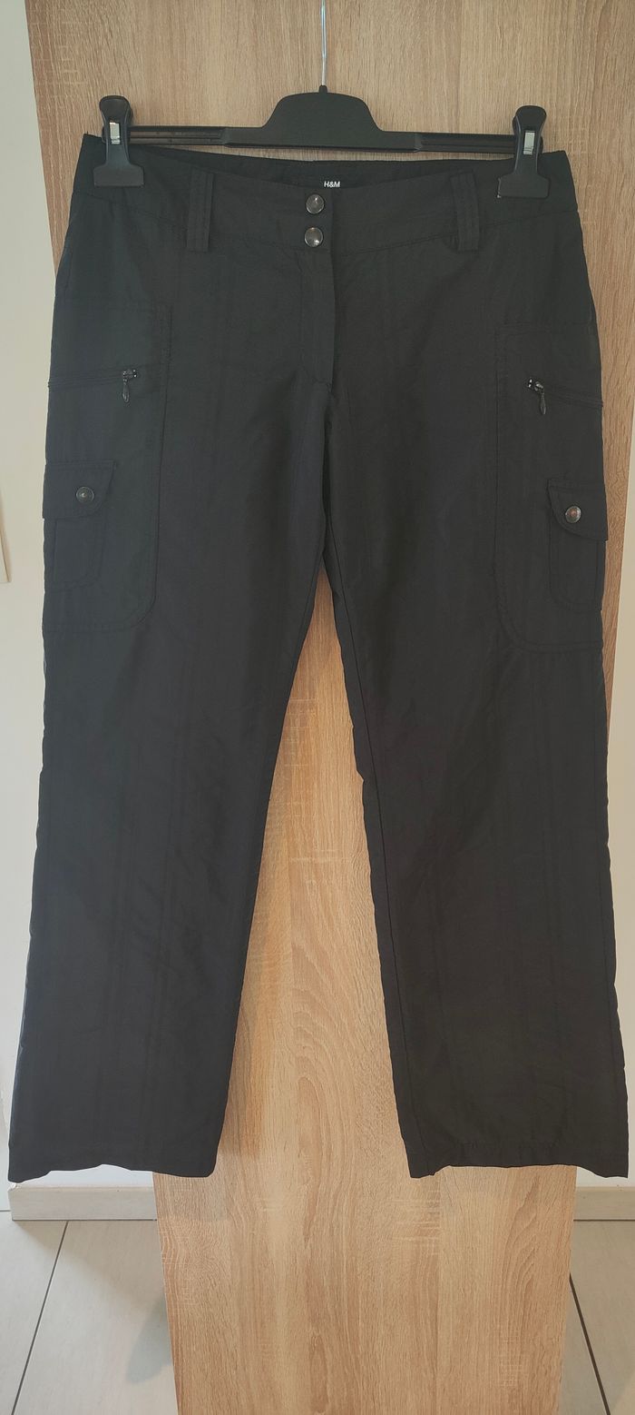 Pantalon H&M TAILLE 38 noir - photo numéro 2