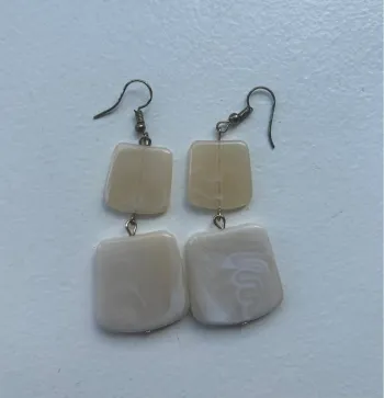 Boucles d’oreilles pendantes