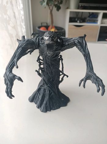 Figurine articulée marvel venom numérotée