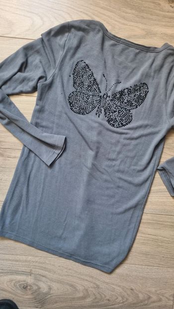 Haut tee shirt manches longues 40 L gris dos papillon