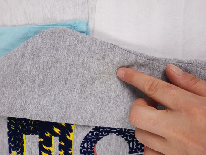 lots de 2 tee shirt et un pull avec petites taches in extenso et Tex, 3 ans - photo numéro 2